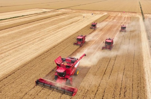 Agricultural machinery field.png