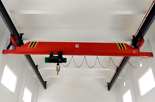 Workshop lightweight lifting equipment.png
